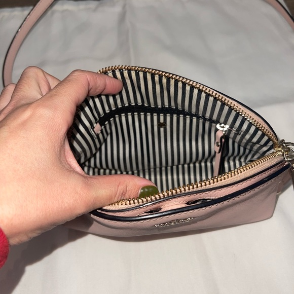 Kate Spade Crossbody - Picture 4 of 4